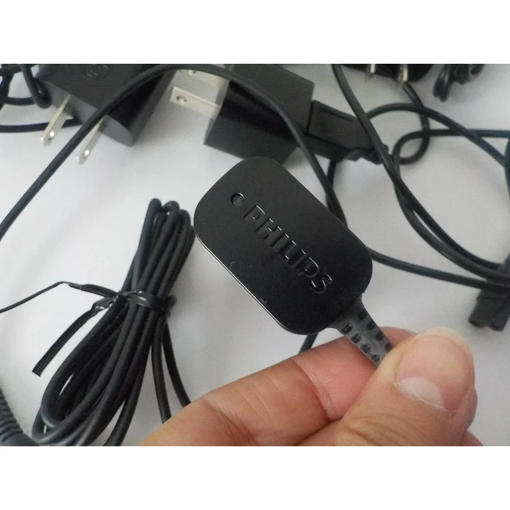 5 AC/DC Adapter Bundle Phillips